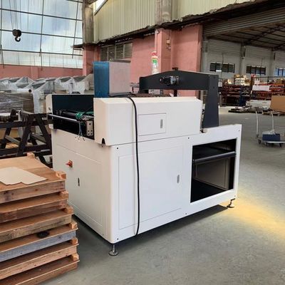 Pegar la caja de regalo arrincona la máquina con la velocidad 70pcs por el minuto para la máquina de la fabricación de cajas de la cartulina