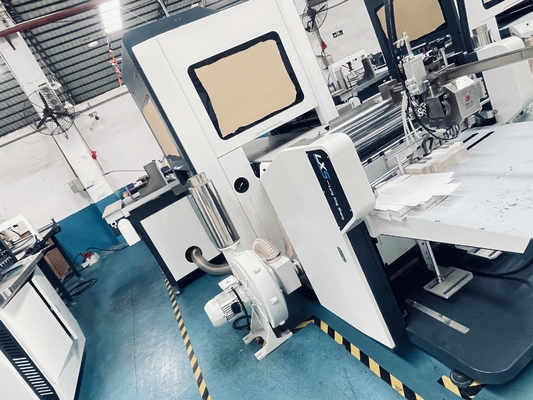 Máquina de fabricación de cajas rígidas multifunción automática para la fábrica de fabricación de cubiertas duras