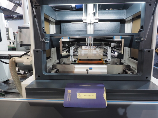 Sección doble modificada para requisitos particulares de Foming inteligente: Una solución innovadora para la producción eficiente y el funcionamiento optimizado