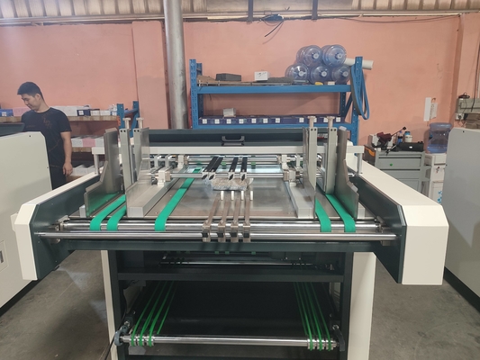 Máquina automática de ranura en V - La solución definitiva para la ranura de cartón eficiente en la fabricación de cajas rígidas.