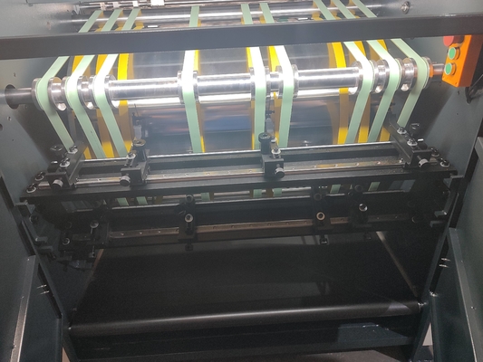 Tablero automático que acanala la máquina, tamaño de 2050*1520*1400m m para el uso de B2B