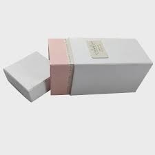 Máquina rígida de ajuste inteligente elegante de la fabricación de cajas de la velocidad