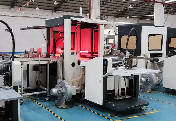 LS-450 PLUS Máquina de posicionamiento visual de caja rígida de cubierta dura automática con 45 piezas/min