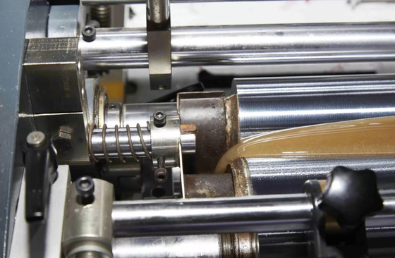 LS-1246D Máquina de elaboración de caramelos de doble forma de alta velocidad totalmente automática 40 pcs/min