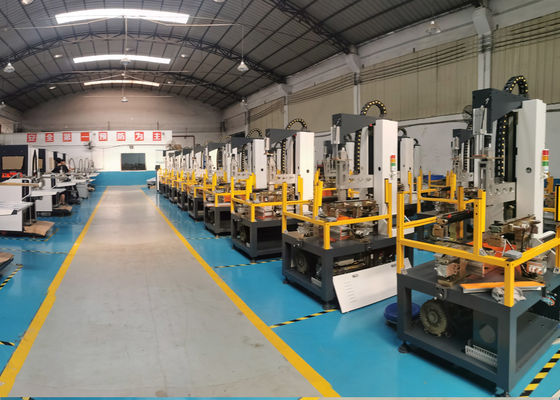 Máquina rígida semi automática de la fabricación de cajas para la fabricación de la caja de papel
