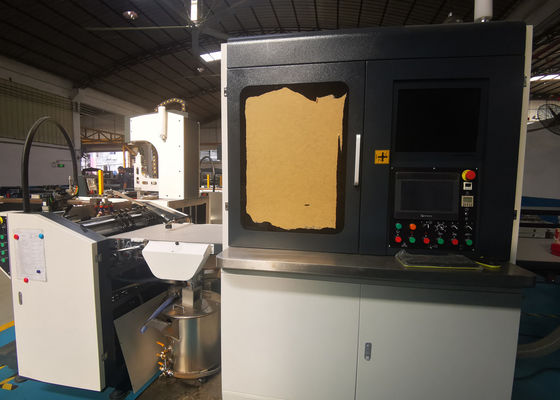 Caso automático de W3182XH2117mm que hace la cubierta del teléfono del Hardcover de la máquina que hace la máquina