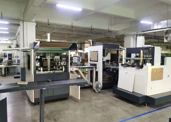 Sistema de embalaje de empaquetado elegante automático de la caja del teléfono del fabricante de la caja de cartón de la máquina de la fabricación de cajas del papel de partido
