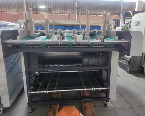 MDF de madera de la cartulina que acanala la máquina V de papel fino que acanala la máquina