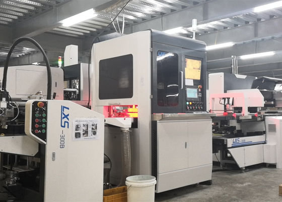 Máquina rígida de la fabricación de cajas con la máquina de la caja de zapatos de la anchura 400 de Max Length 600 del tamaño de la caja