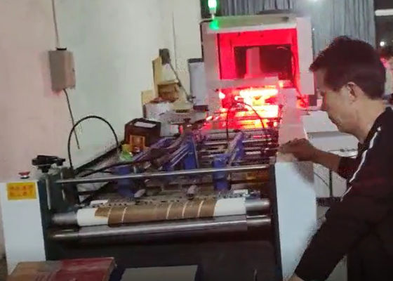 Caja cosmética y cubierta que hacen la máquina para la caja de sombra de ojos y para los diferentes tipos de caja rígida