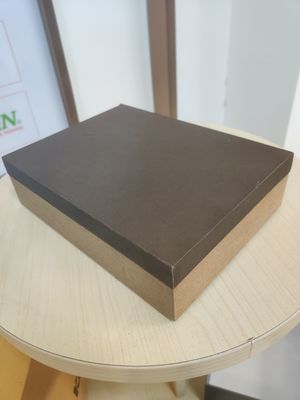 El teléfono perfuma la prensa de planchar 30pcs/Min L1350XW1070XH2000mm de la caja