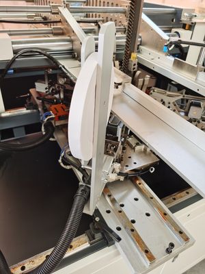 Esquina de empaquetado de la caja del teléfono de la cinta del derretimiento caliente estático anti que pega Kraft de cinta de papel