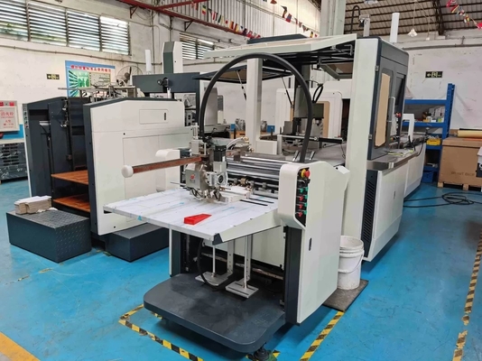 Longitud máquina de empaquetado de la fabricación de cajas de 100 - de 600m m con control del PLC de Panasonic